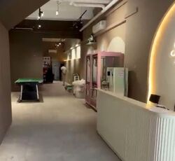 Lavender Street (D12), Retail #578595641